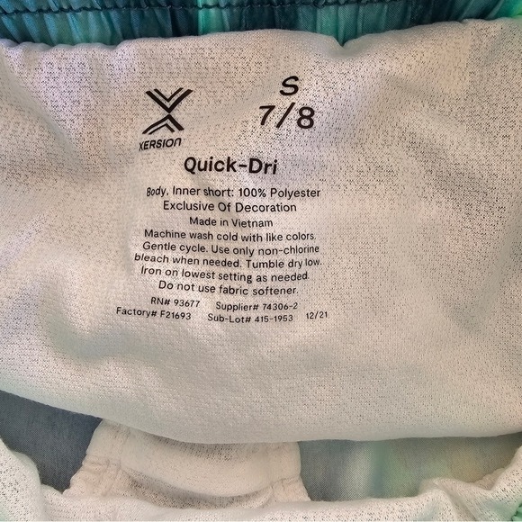 Xersion Girls Activewear Shorts Size S 7/8 Blue Green Tie Dye Quick-Dri - Picture 3 of 10